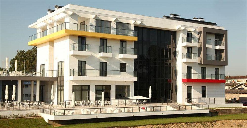 Zepter Hotel Bosanska Dubica Bagian luar foto